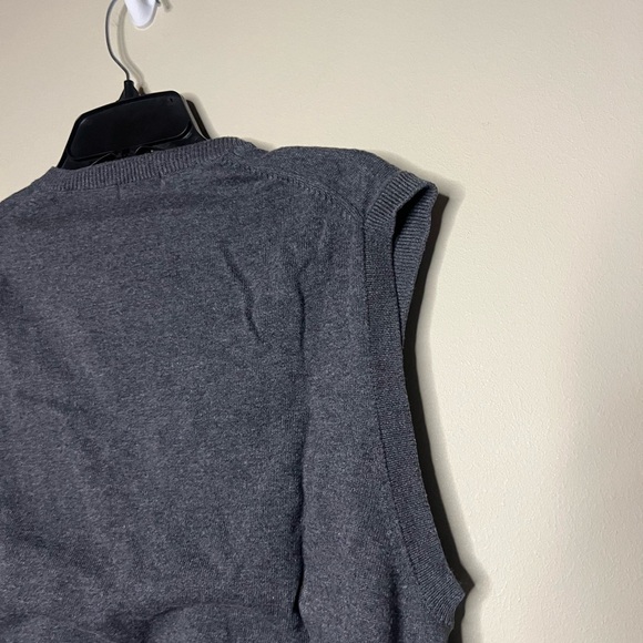Izod Sweater Vest - Picture 6 of 7